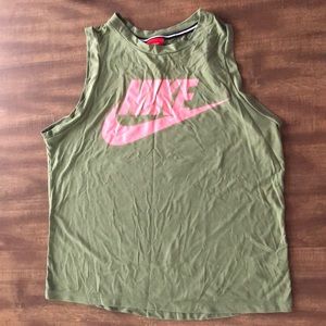 Nike muscle tank